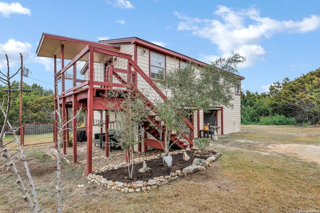 1145 Roadrunner, Canyon Lake, TX 78133