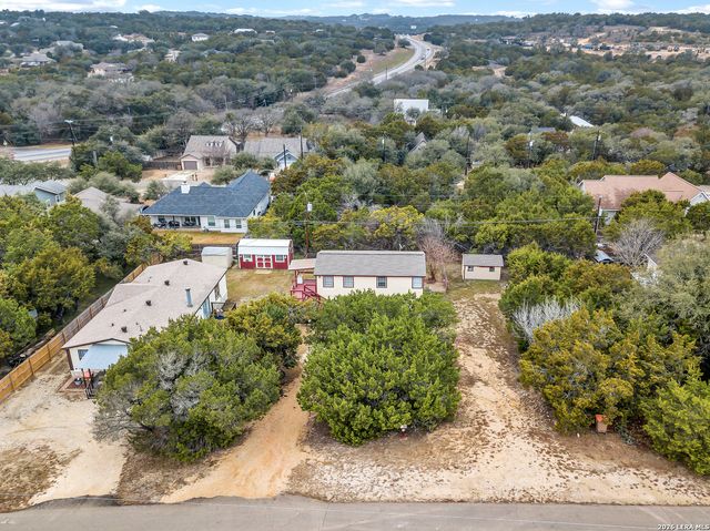 1145 Roadrunner, Canyon Lake, TX 78133