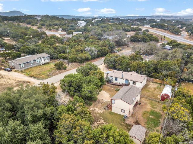 1145 Roadrunner, Canyon Lake, TX 78133