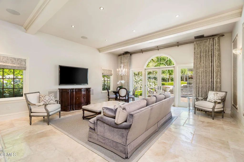 Image 17 of property listing at 5016 Hunter Valley Lane, Westlake Village, CA 91362