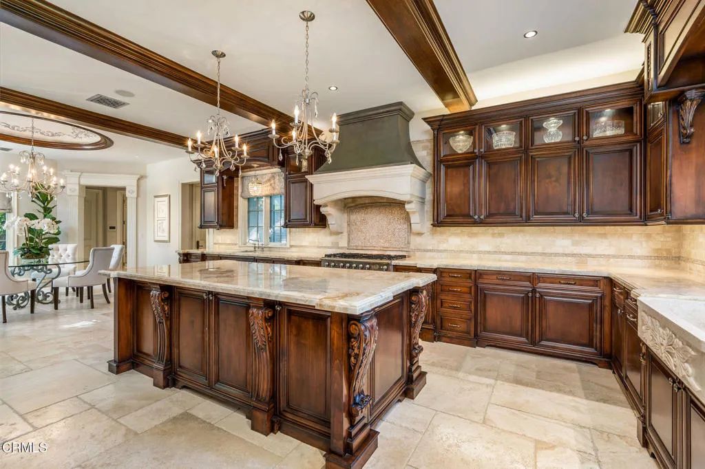 Image 25 of property listing at 5016 Hunter Valley Lane, Westlake Village, CA 91362