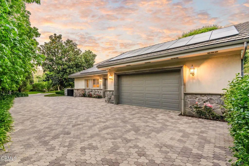 Image 4 of property listing at 5016 Hunter Valley Lane, Westlake Village, CA 91362