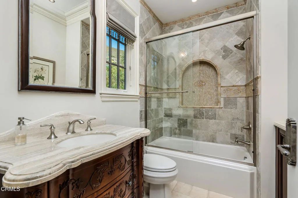 Image 35 of property listing at 5016 Hunter Valley Lane, Westlake Village, CA 91362