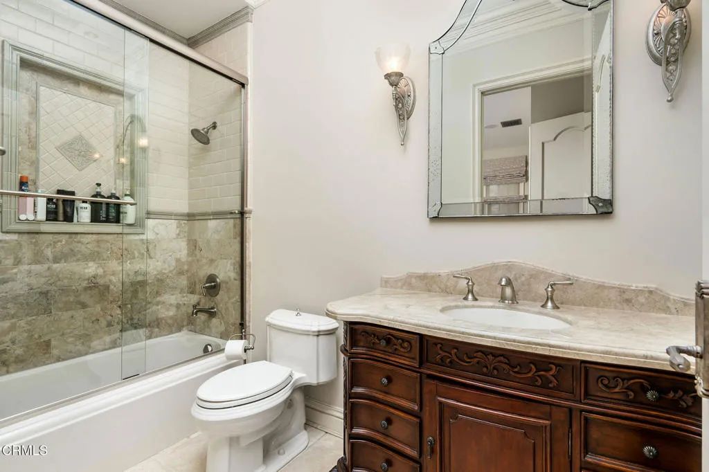 Image 37 of property listing at 5016 Hunter Valley Lane, Westlake Village, CA 91362