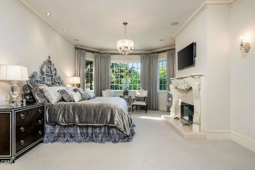 Image 39 of property listing at 5016 Hunter Valley Lane, Westlake Village, CA 91362