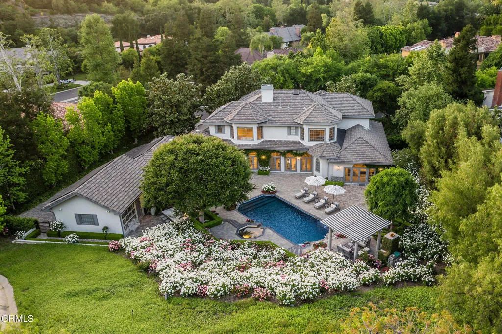 Image 5 of property listing at 5016 Hunter Valley Lane, Westlake Village, CA 91362