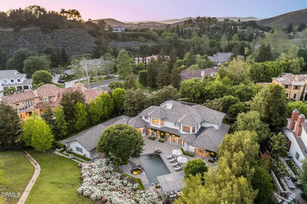 Image 6 of property listing at 5016 Hunter Valley Lane, Westlake Village, CA 91362
