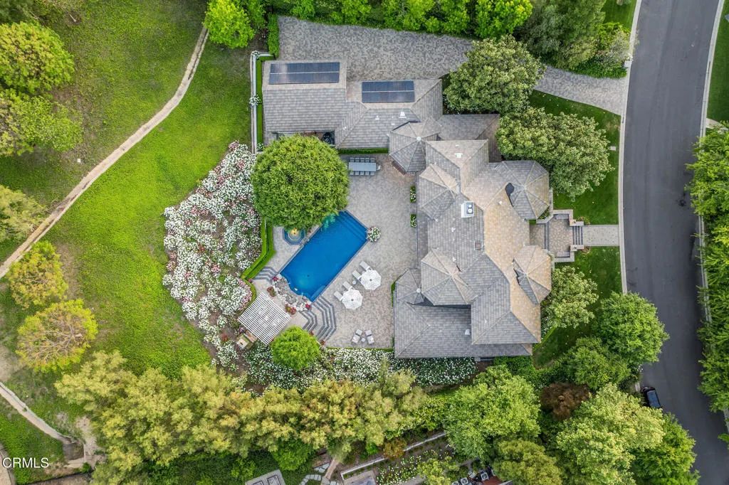 Image 7 of property listing at 5016 Hunter Valley Lane, Westlake Village, CA 91362