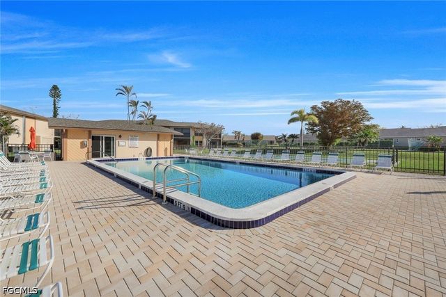 16881 Davis RD 624, Fort Myers, FL 33908
