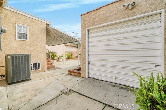 11290 Ivy Place, Los Angeles, CA 90064