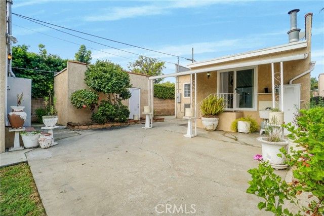 11290 Ivy Place, Los Angeles, CA 90064