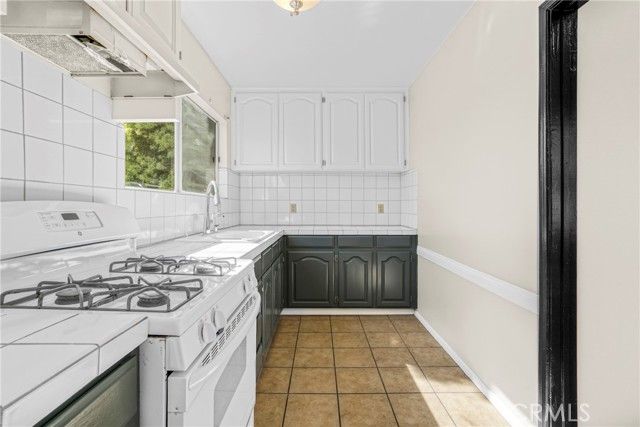 11290 Ivy Place, Los Angeles, CA 90064