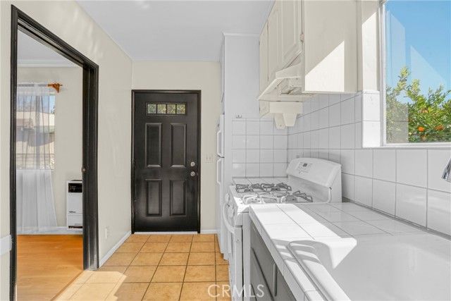 11290 Ivy Place, Los Angeles, CA 90064