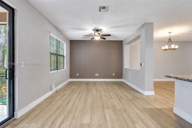 13005 N Riverwalk Cir N, Plantation, FL 33325