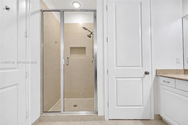 13005 N Riverwalk Cir N, Plantation, FL 33325