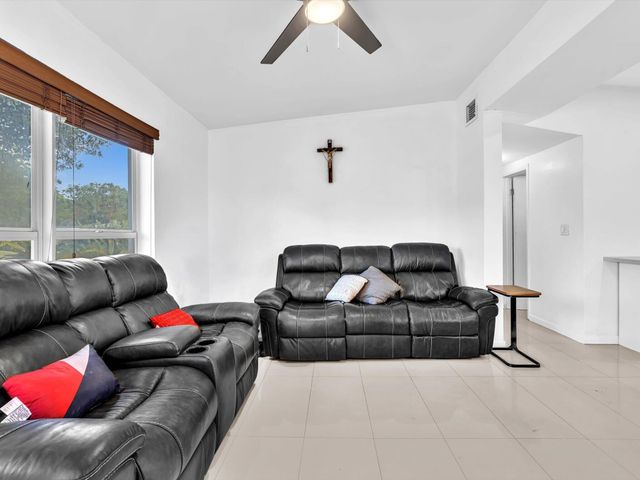 1580 NE 43RD Court, Pompano Beach, FL 33064