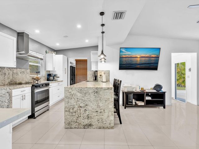 1580 NE 43RD Court, Pompano Beach, FL 33064