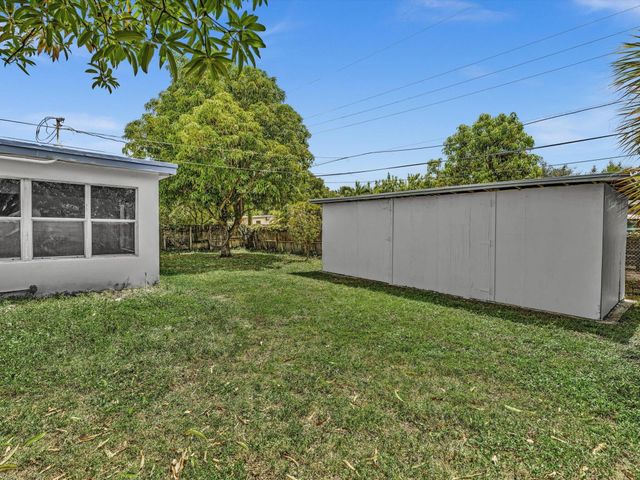 1580 NE 43RD Court, Pompano Beach, FL 33064
