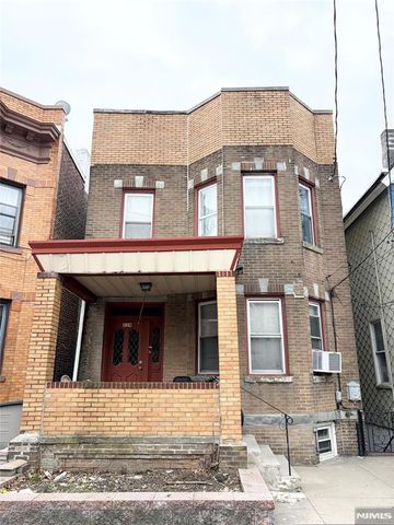 429 65th Street, West New York, NJ 07093
