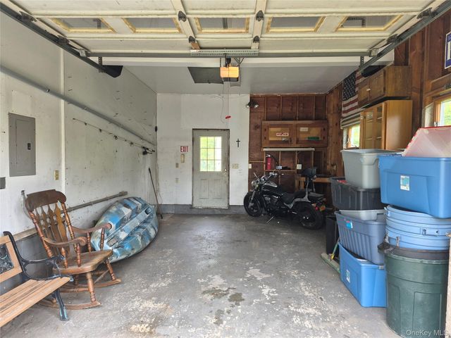24 Lavender Road, Rocky Point, NY 11778