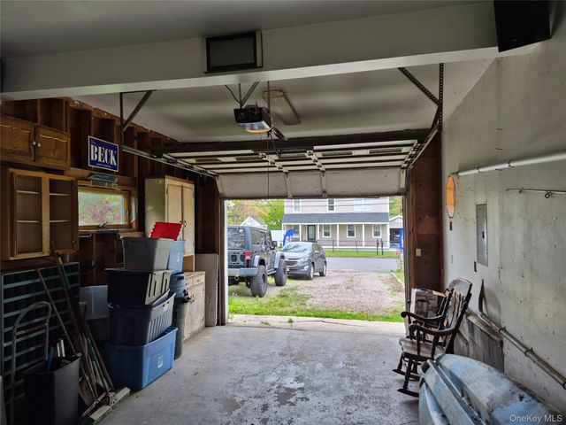 24 Lavender Road, Rocky Point, NY 11778