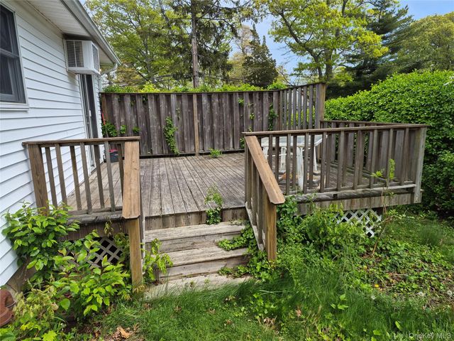 24 Lavender Road, Rocky Point, NY 11778