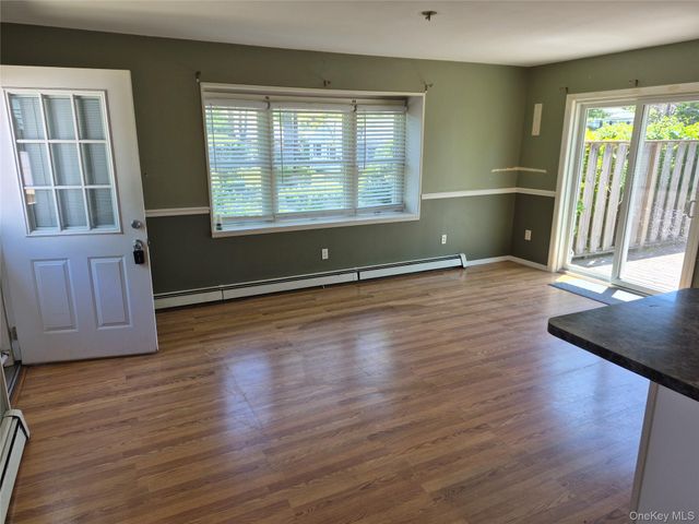 24 Lavender Road, Rocky Point, NY 11778