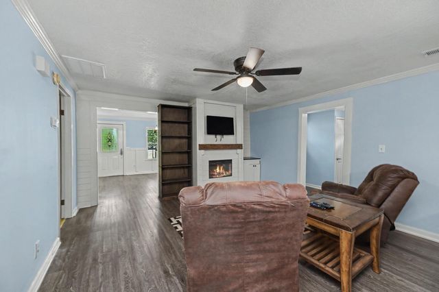 192 Bounty Road, Eutawville, SC 29048