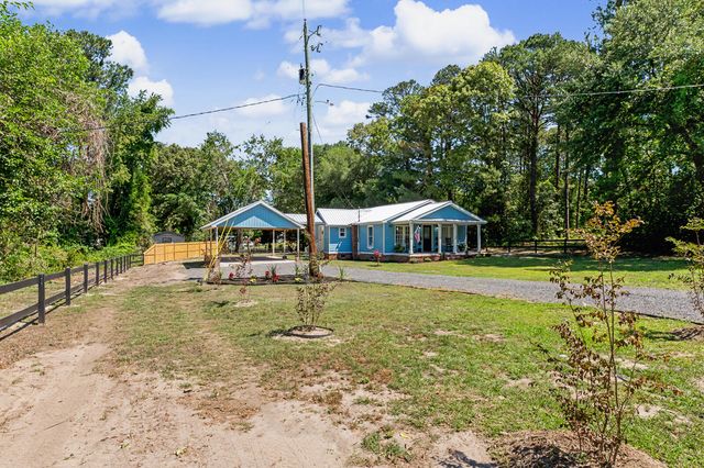 192 Bounty Road, Eutawville, SC 29048