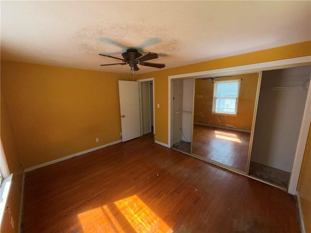 8909 W 81st Street, Overland Park, KS 66204