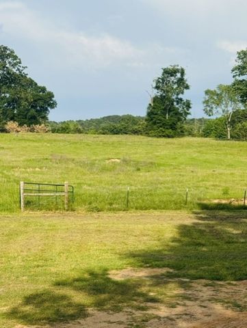 2470 Hickey RD, Hallsville, TX 75650