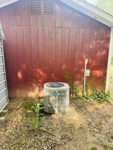 2470 Hickey RD, Hallsville, TX 75650