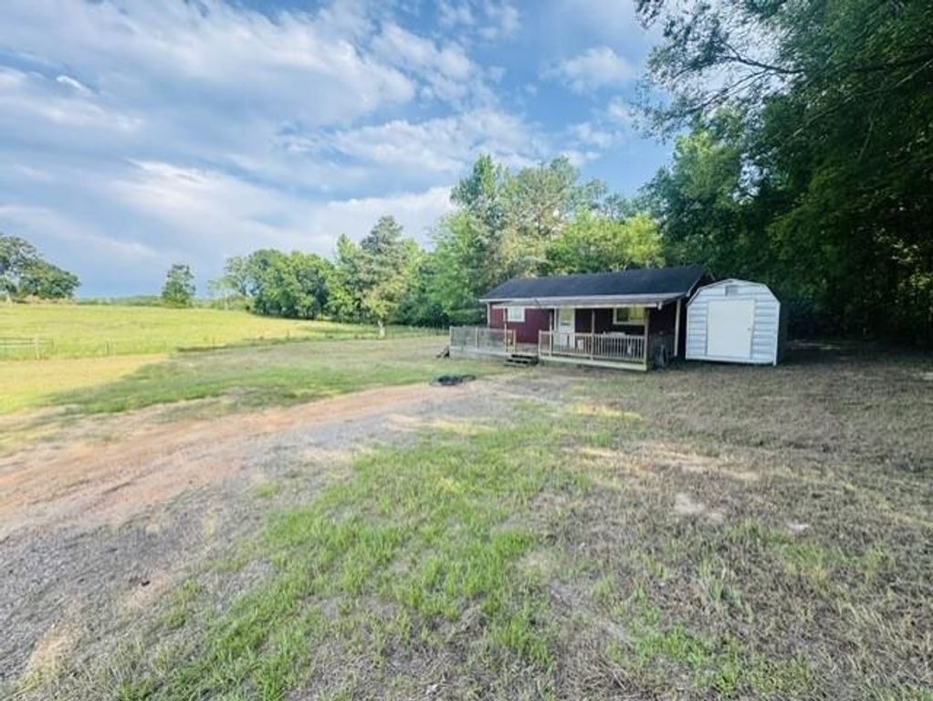 2470 Hickey RD, Hallsville, TX 75650