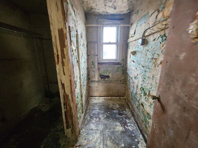 8349 S Essex Avenue, Chicago, IL 60617