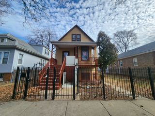 8349 S Essex Avenue, Chicago, IL 60617