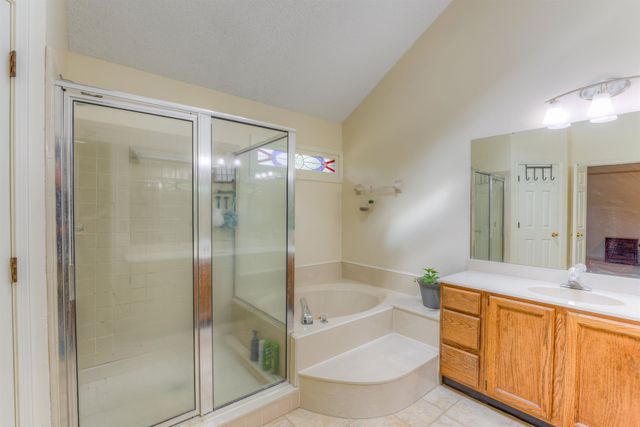 725 CEDAR BRAKE DR, Memphis, TN 38018