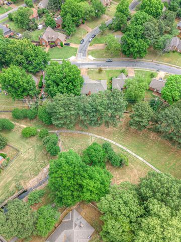 725 CEDAR BRAKE DR, Memphis, TN 38018