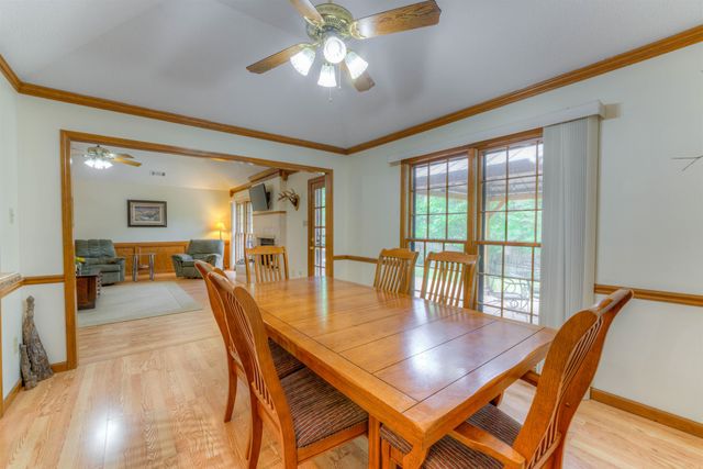 725 CEDAR BRAKE DR, Memphis, TN 38018