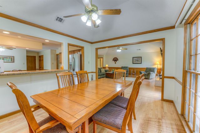 725 CEDAR BRAKE DR, Memphis, TN 38018