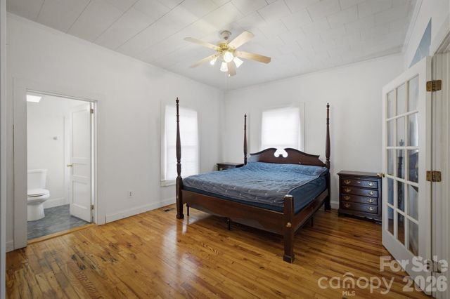 302 Catawba Avenue, Hickory, NC 28601