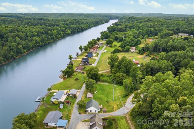 302 Catawba Avenue, Hickory, NC 28601