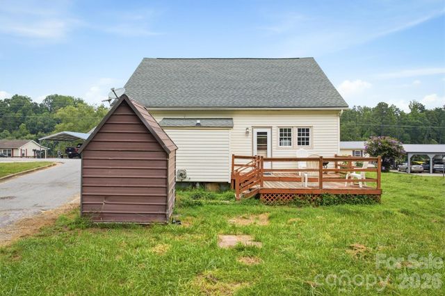 302 Catawba Avenue, Hickory, NC 28601
