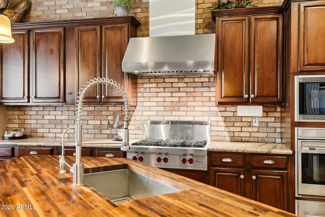 40219 N BAYHILL Way, Anthem, AZ 85086