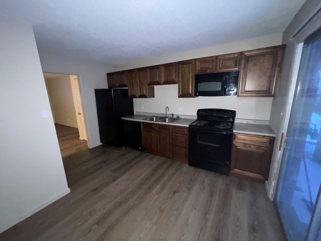 801 N ANN ST 2, Columbia, MO 65201