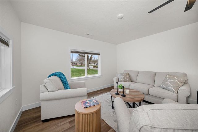 4018 N Argonne Rd, Spokane, WA 99212