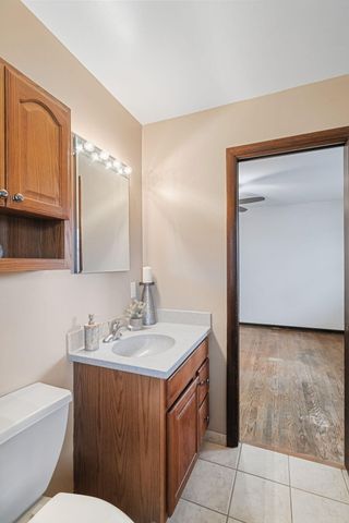 507 Hickory Lane, Munster, IN 46321