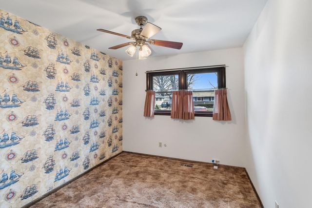 507 Hickory Lane, Munster, IN 46321