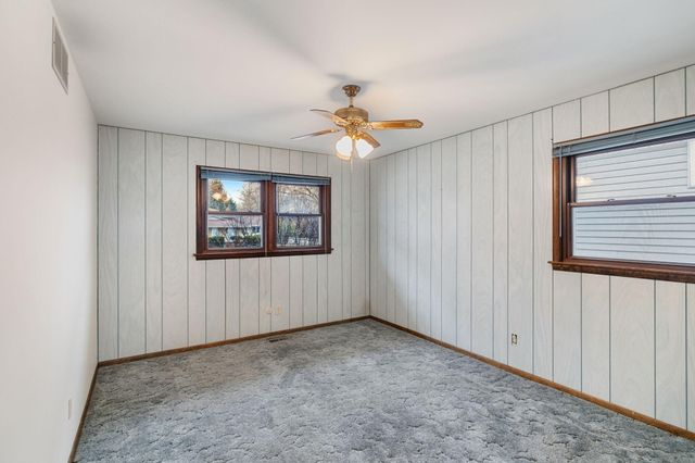 507 Hickory Lane, Munster, IN 46321