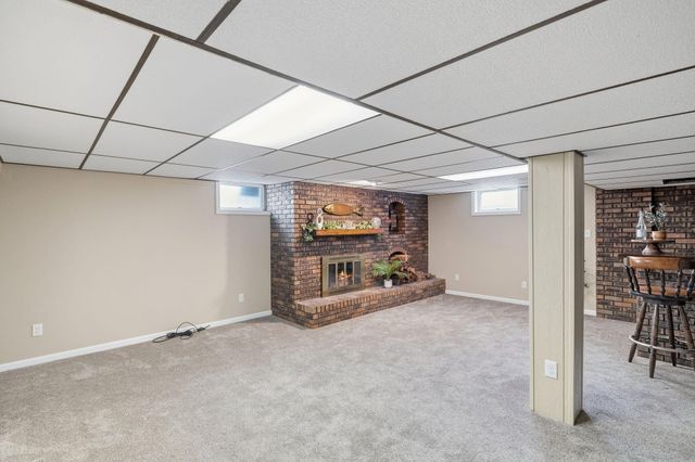 507 Hickory Lane, Munster, IN 46321