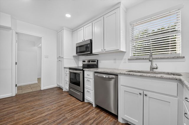 906 Euclid Street, Cleburne, TX 76033